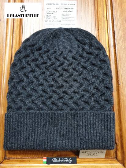 Pure Wool Hat with Rhombus Design