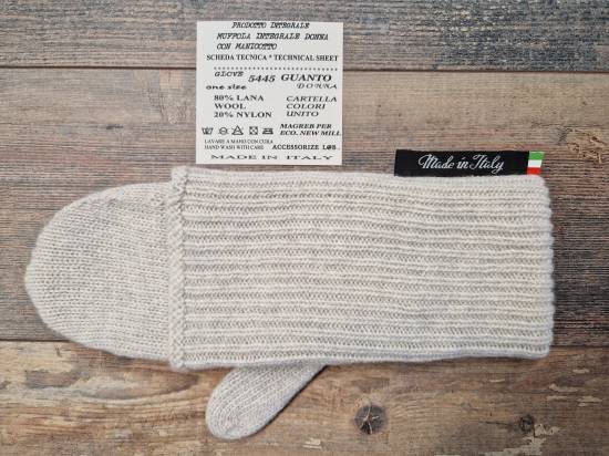 Mitten with OverSleeves